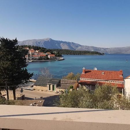 Appartamento Big House For 14 People In Centre Of Lumbarda Esterno foto