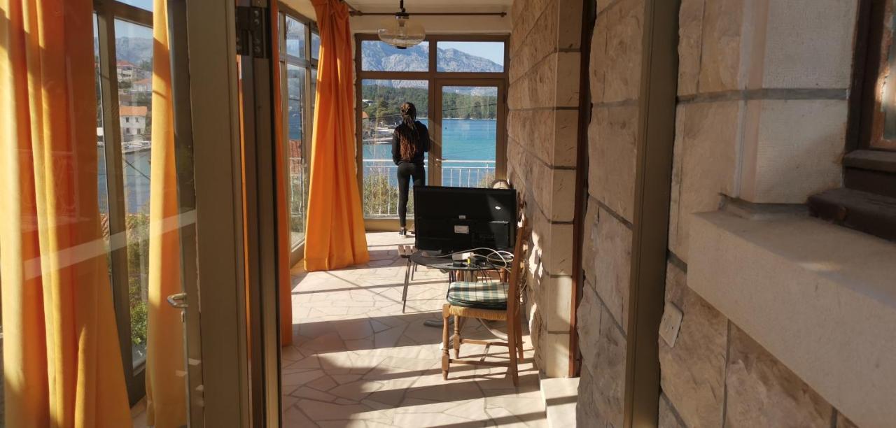 Appartamento Big House For 14 People In Centre Of Lumbarda Esterno foto