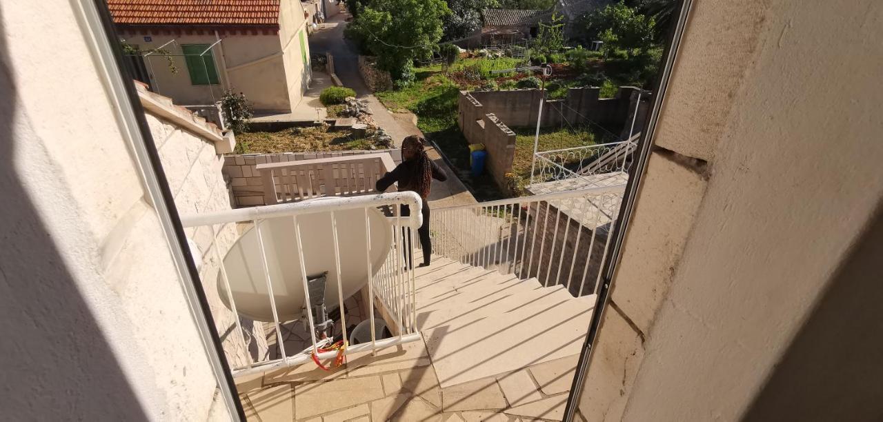 Appartamento Big House For 14 People In Centre Of Lumbarda Esterno foto
