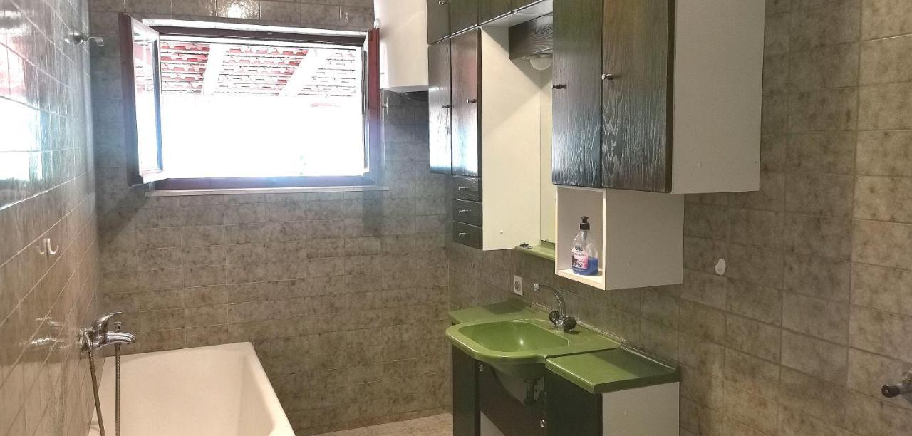 Appartamento Big House For 14 People In Centre Of Lumbarda Esterno foto